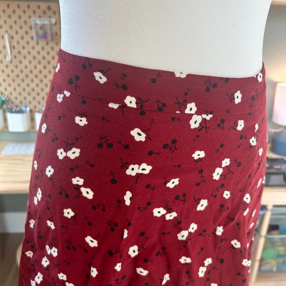 Reformation Flouce Mini Skirt Red, White Flowers - Picture 4 of 4